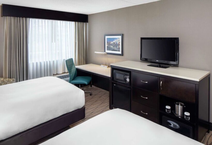 호텔 Wyndham Garden Westlake
