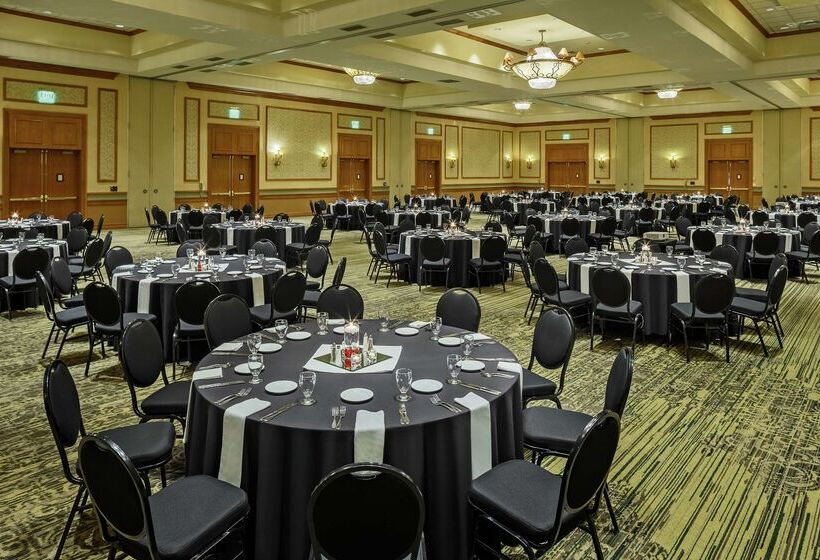 בית מלון כפרי Doubletree By Hilton Denver Central Park