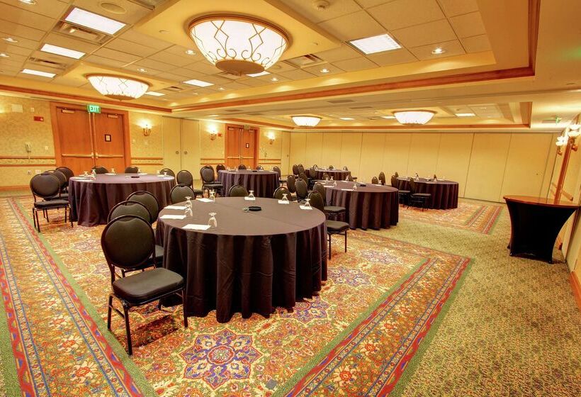 בית מלון כפרי Doubletree By Hilton Denver Central Park