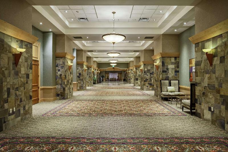 בית מלון כפרי Doubletree By Hilton Denver Central Park
