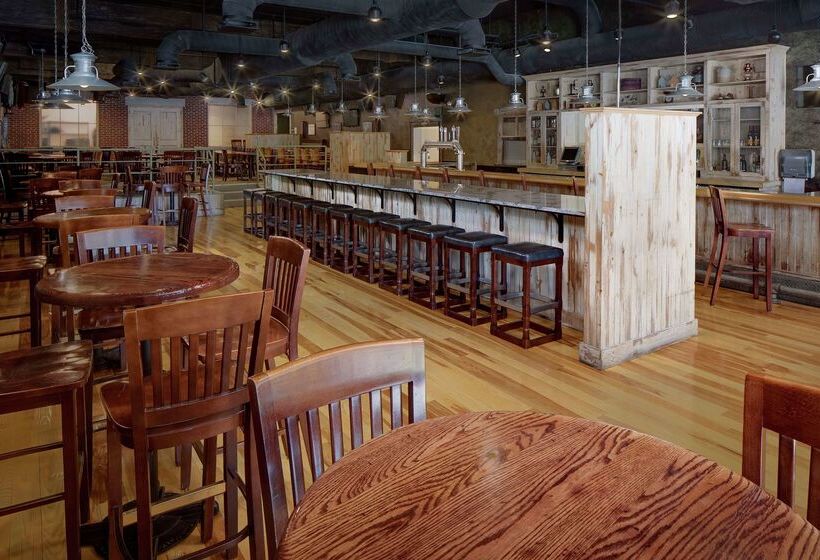 فندق Doubletree By Hilton Manchester Downtown