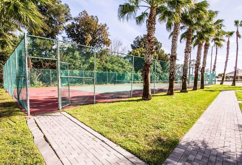 Island Hotel Of Space Coast