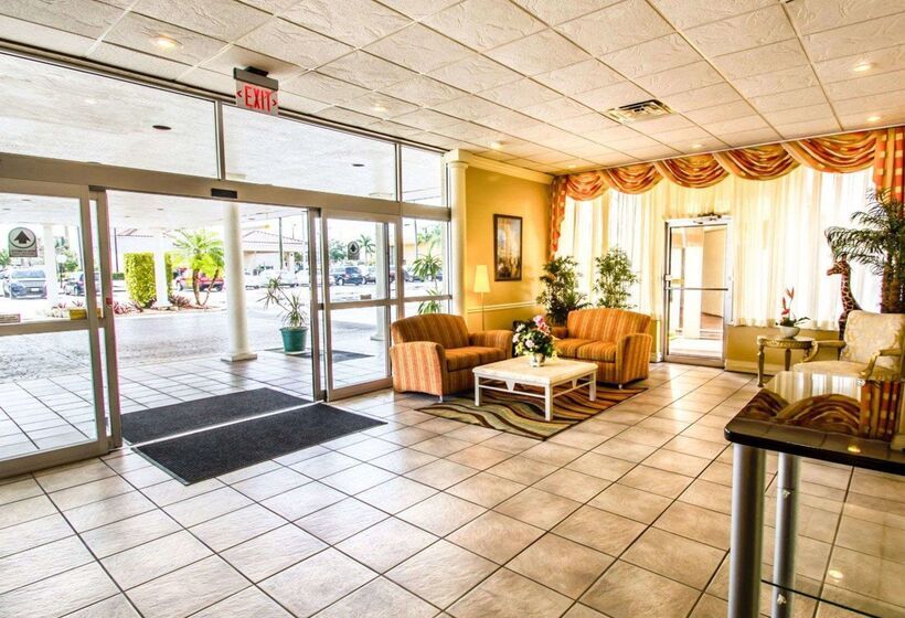 Island Hotel Of Space Coast