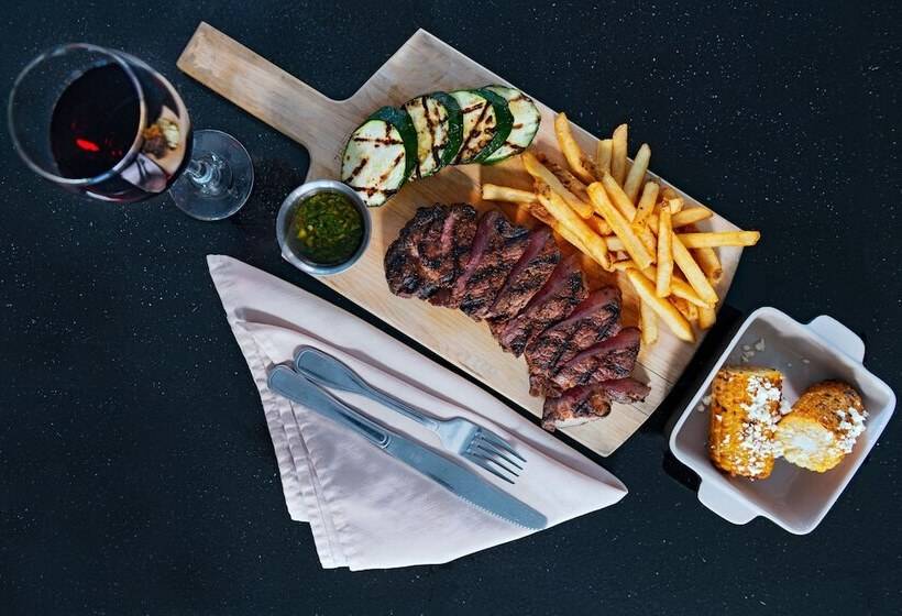 ホテル Four Points By Sheraton Tucson Airport