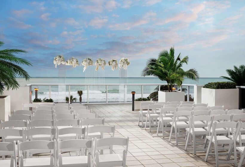 هتل Hilton Cabana Miami Beach Resort