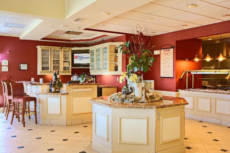 هتل Hilton Garden Inn Springfield, Il