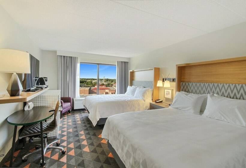 酒店 Holiday Inn Chicago Nw Crystal Lk Conv Ctr, An Ihg