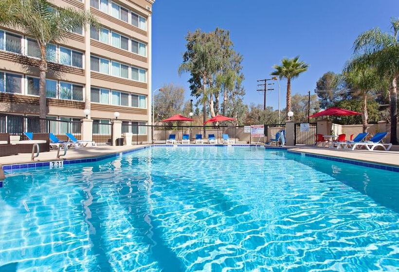 בית מלון כפרי Holiday Inn West Covina, An Ihg