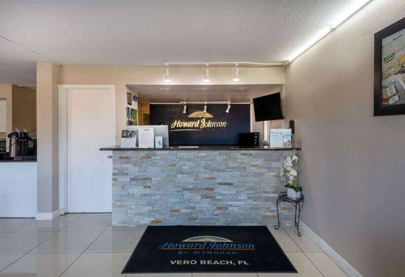 فندق Howard Johnson By Wyndham Vero Beach/i95