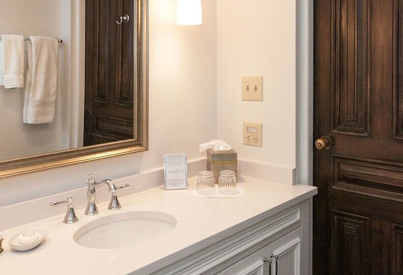 هتل John Rutledge House Inn