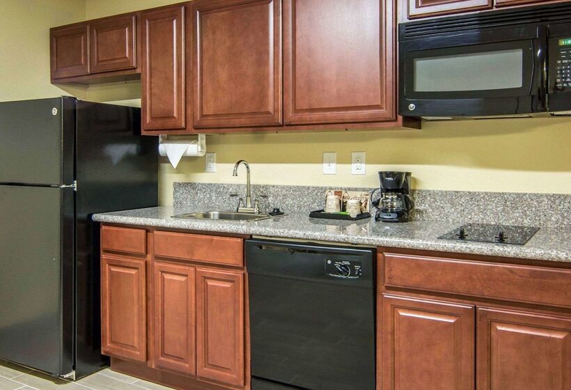 هتل Mainstay Suites Williamsburg Historic Area