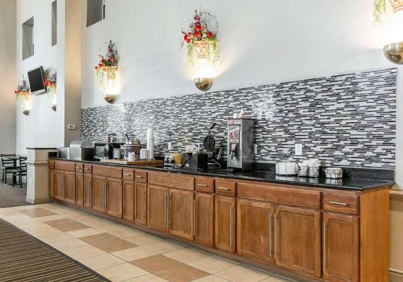 هتل Mainstay Suites Williamsburg Historic Area