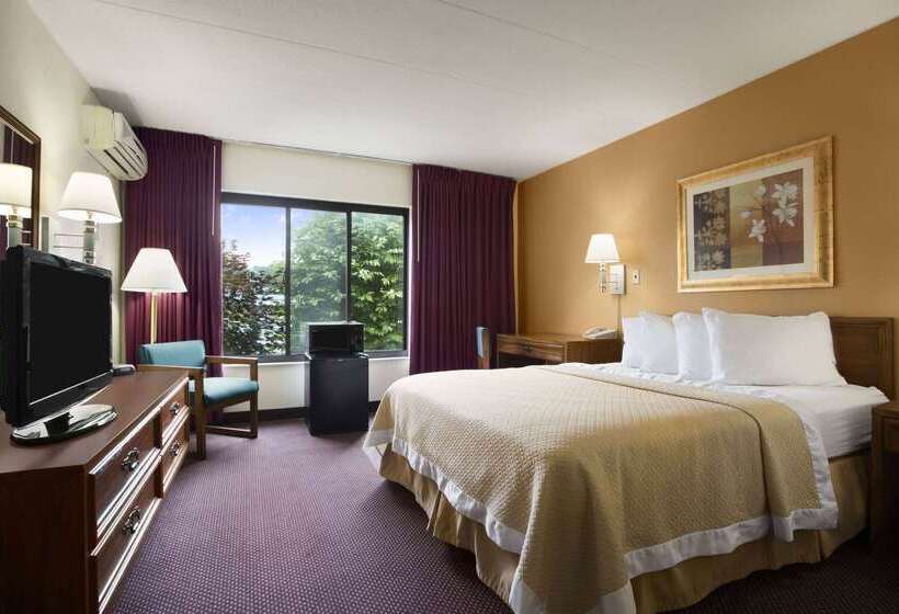 ホテル Ramada By Wyndham Pittsburgh/new Stanton