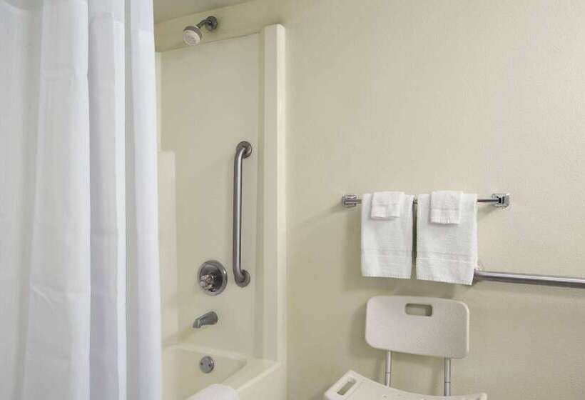 ホテル Ramada By Wyndham Pittsburgh/new Stanton