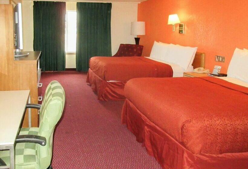 호텔 Rodeway Inn & Suites