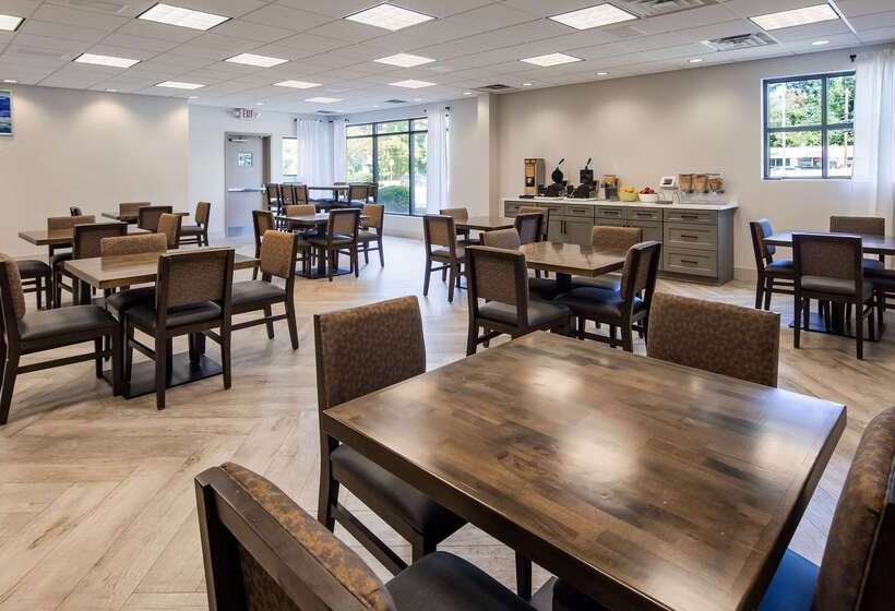 酒店 The Hub Middletown Red Bank  Best Western Signature Collection