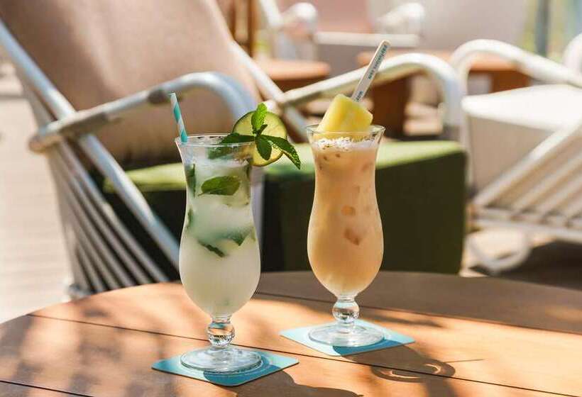 منتجع Hilton Garden Inn St. Pete Beach