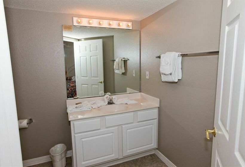 Resortquest Islander Beach Resort