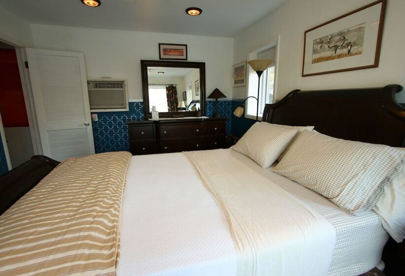 Alpenhof Bed And Breakfast