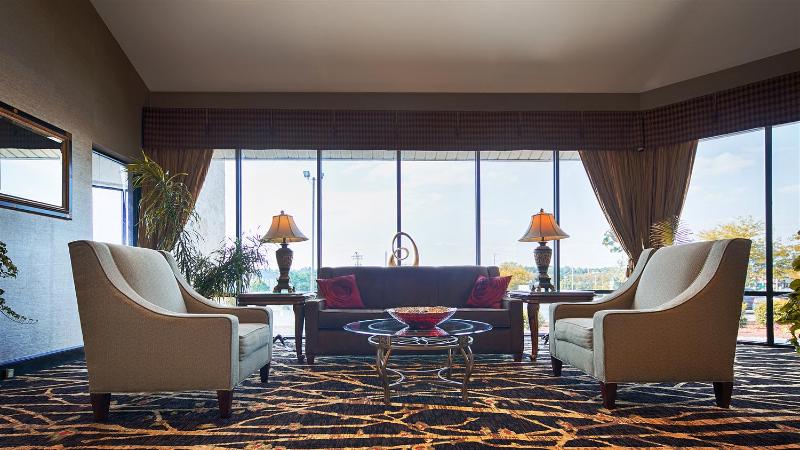 בית מלון כפרי Best Western Ashbury Inn