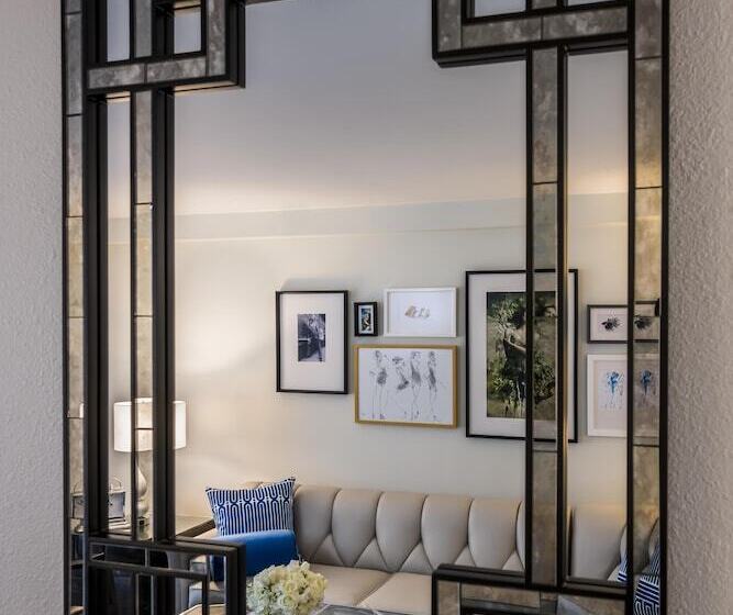 هتل Chamberlain West Hollywood