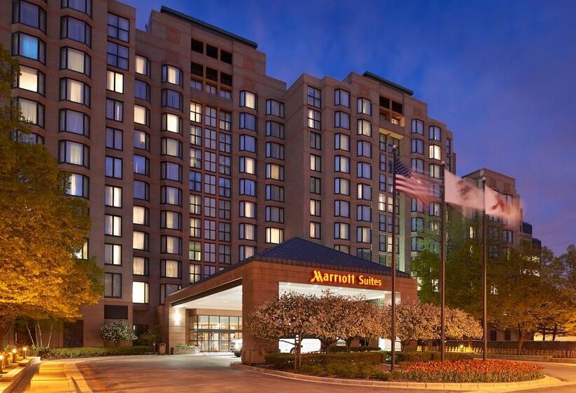 هتل Chicago Marriott Suites O'hare