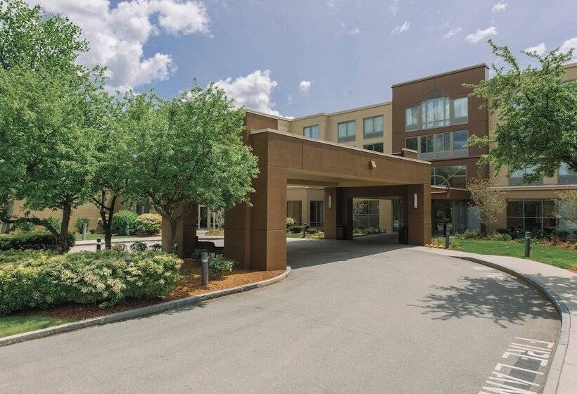 فندق Courtyard By Marriott Nashua