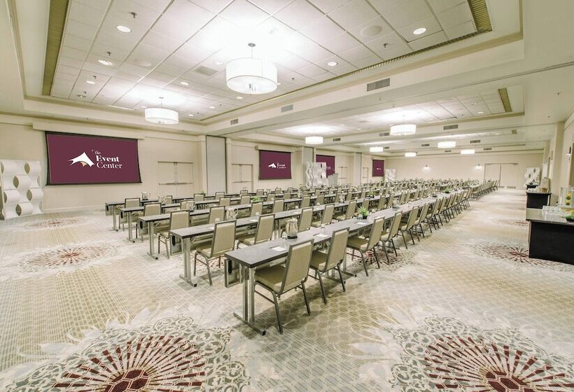 فندق Courtyard By Marriott Nashua