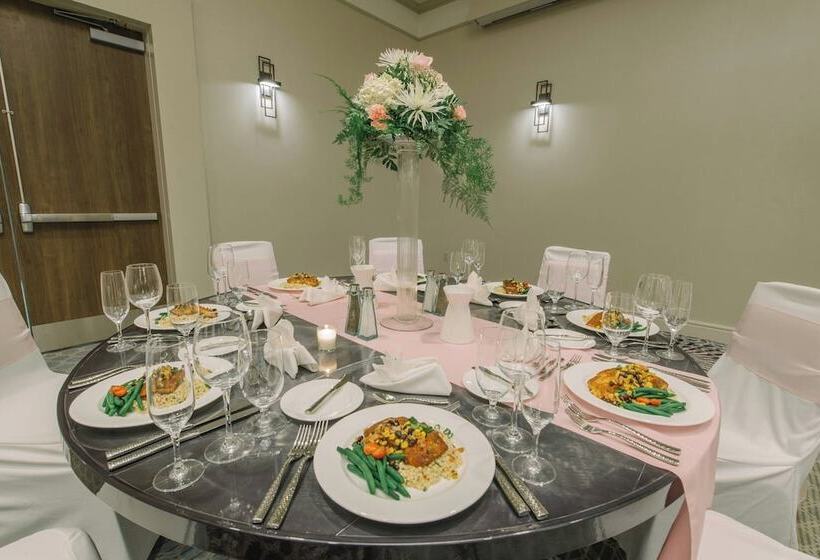 فندق Courtyard By Marriott Nashua