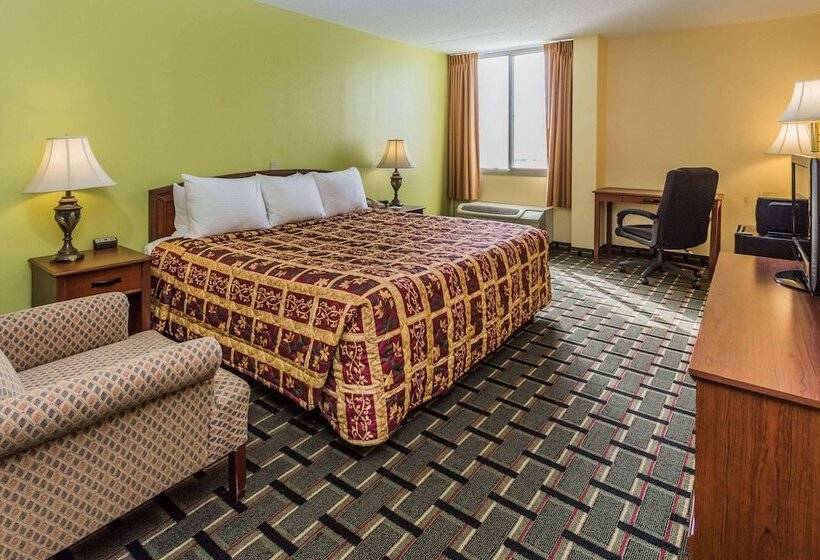 Days Hotel By Wyndham Danville Conference Center