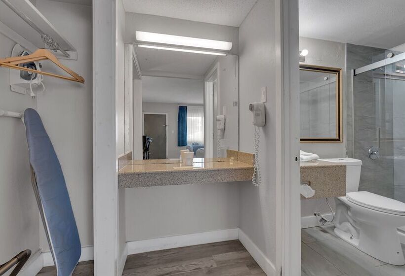 酒店 Days Inn By Wyndham Wrightstown Mcguire Afb Bordentown