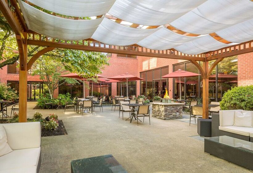 فندق Doubletree By Hilton Boston  Andover