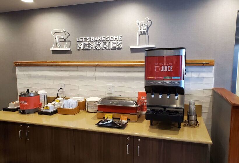 בית מלון כפרי Hampton Inn Butte