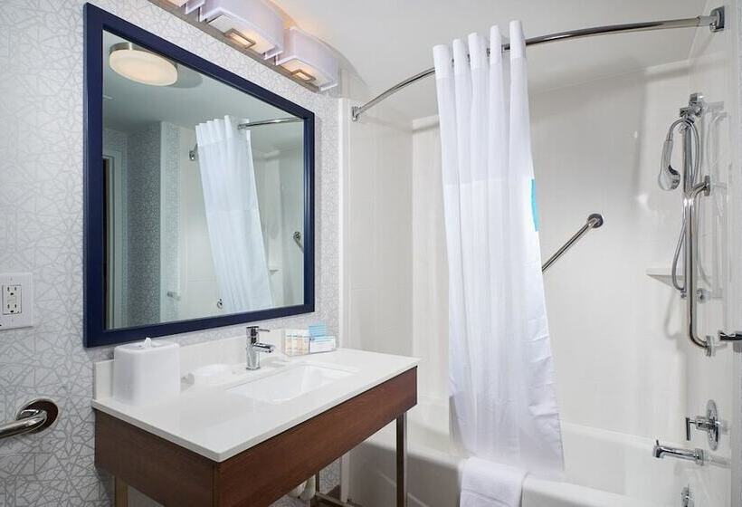 בית מלון כפרי Hampton Inn Butte