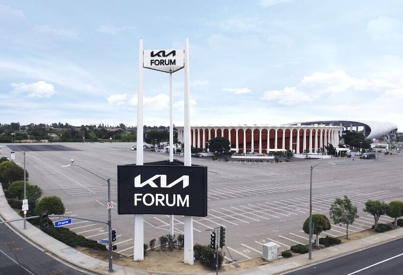 هتل Hilton Los Angeles Airport