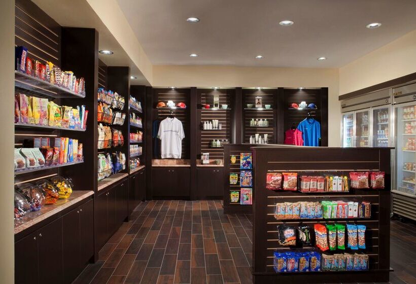 فندق Hyatt Regency Long Island