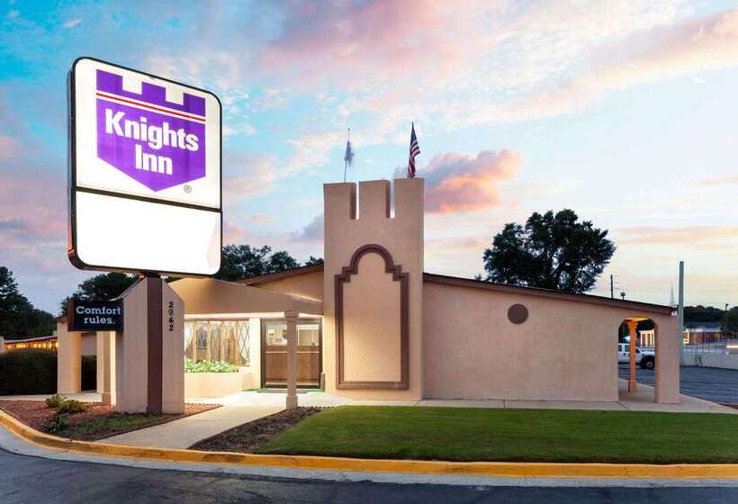 فندق Knights Inn Tucker