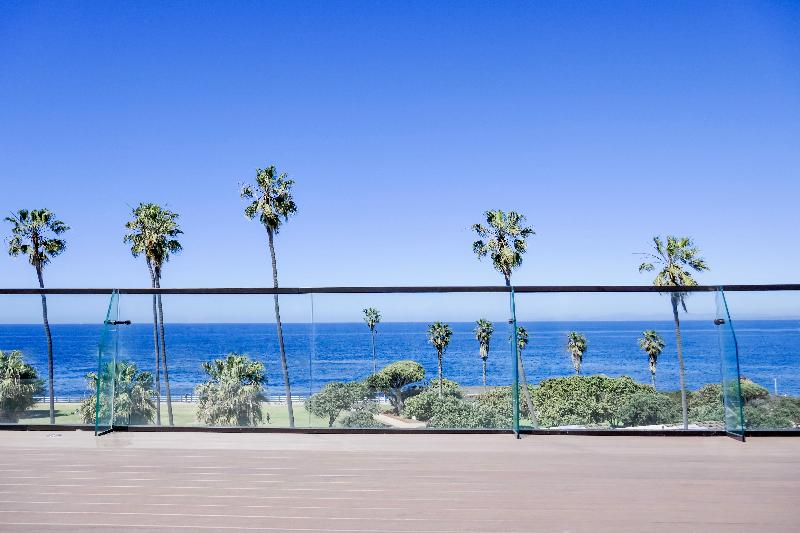 ホテル La Jolla Cove Suites