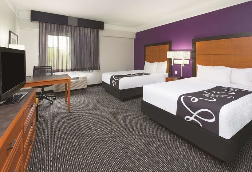 בית מלון כפרי La Quinta Inn By Wyndham And Conference Center San Angelo