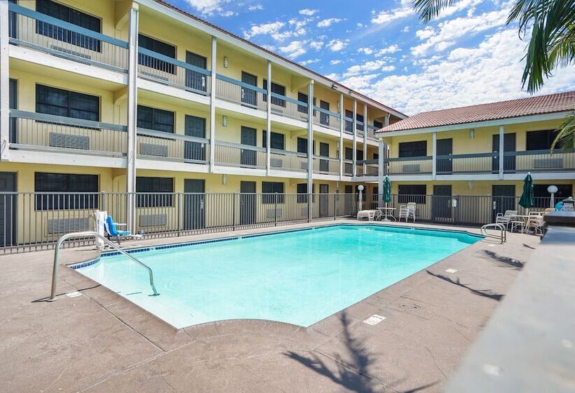ホテル La Quinta Inn By Wyndham Costa Mesa Orange County