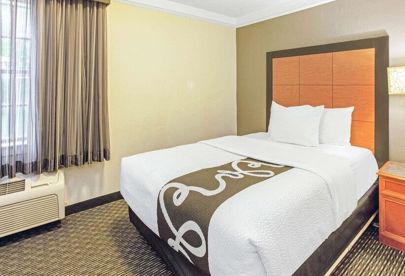 هتل La Quinta Inn By Wyndham Wichita Falls