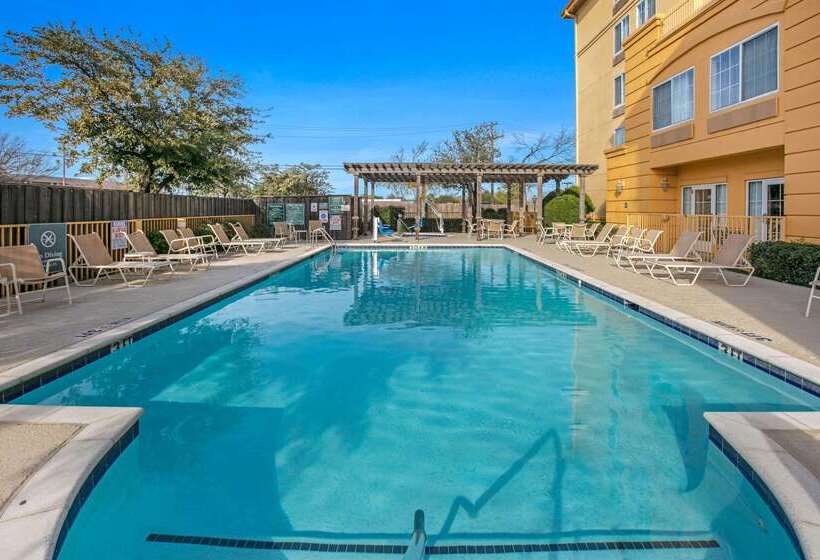 هتل La Quinta By Wyndham Dfw Airport South / Irving