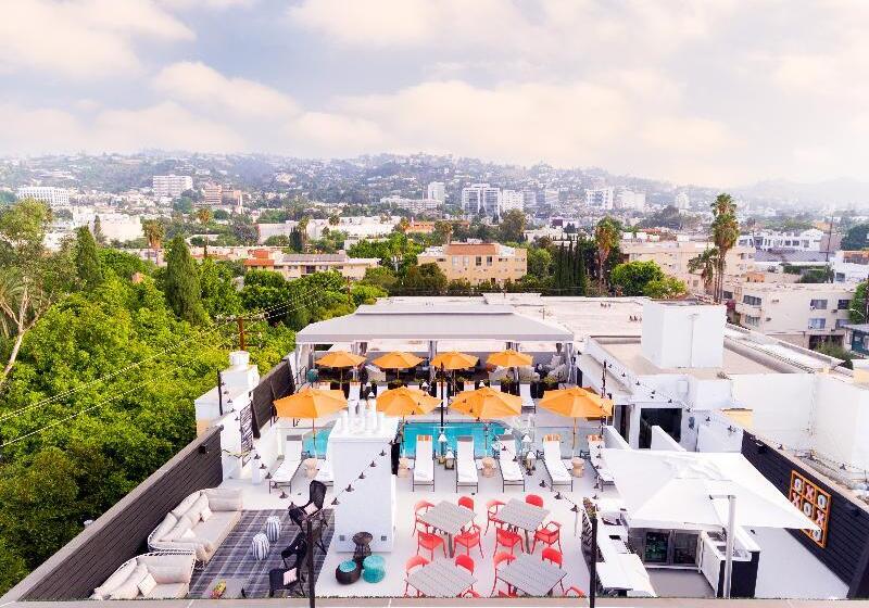 هتل Le Parc At Melrose