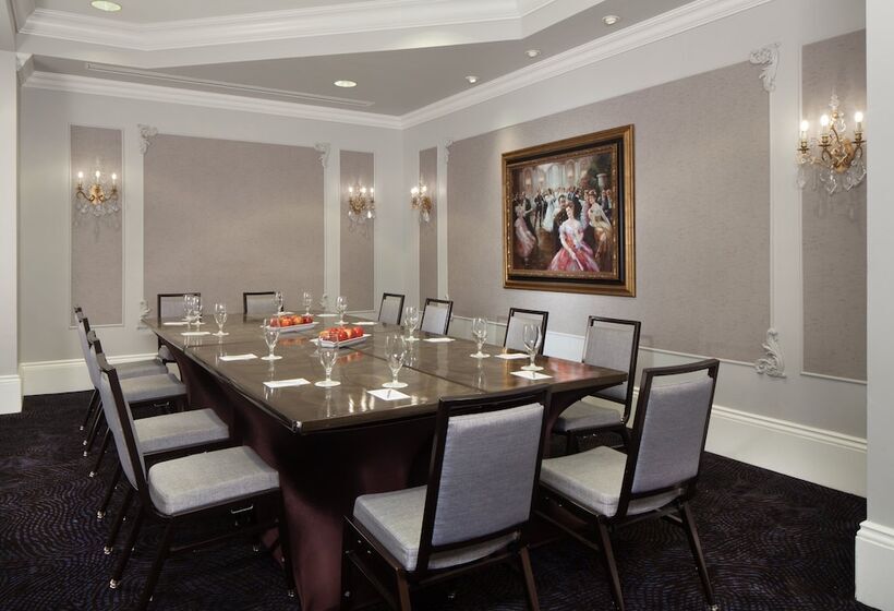 فندق Le Pavillon, New Orleans, A Tribute Portfolio