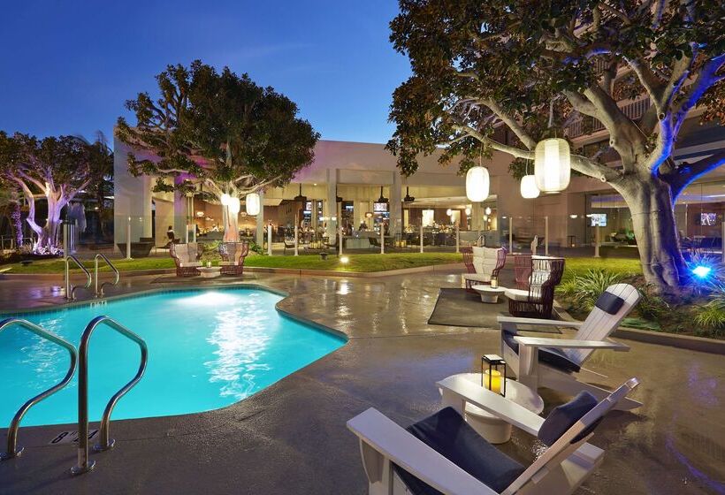 בית מלון כפרי Mdr Marina del Rey, a Doubletree by Hilton
