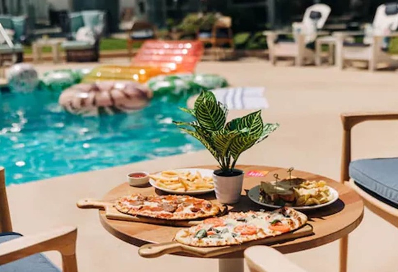 בית מלון כפרי Mdr Marina del Rey, a Doubletree by Hilton