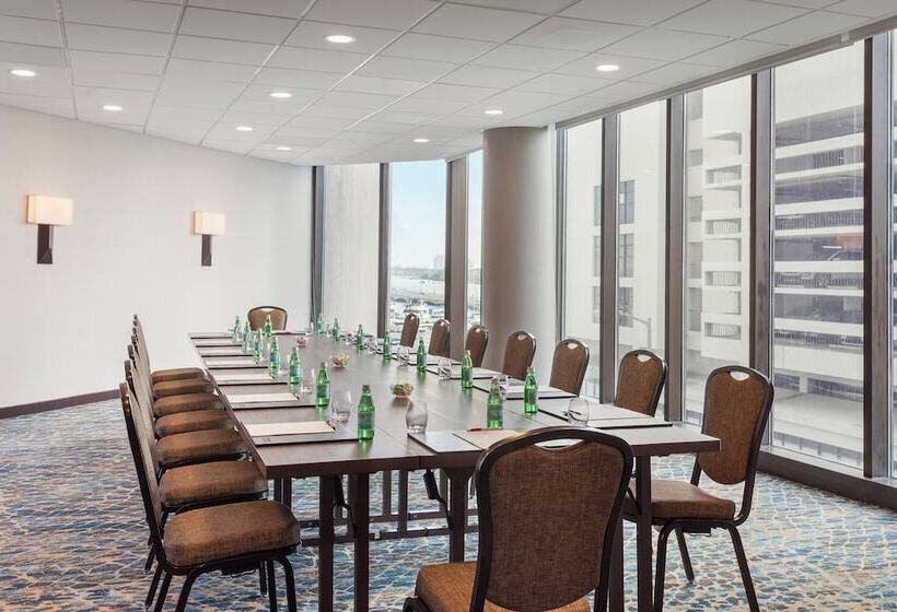בית מלון כפרי Miami Marriott Biscayne Bay