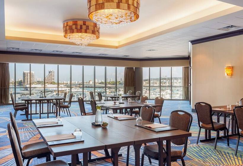 בית מלון כפרי Miami Marriott Biscayne Bay