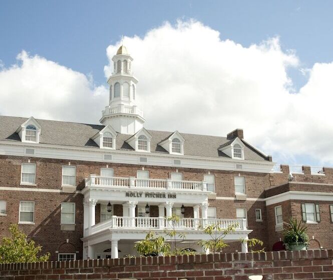酒店 Molly Pitcher Inn