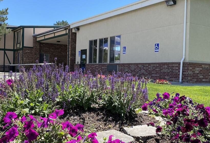 ホテル National 9 Inn Price